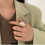 New Design Starfish Pearl Ring Shape Gold Color Adjustable Rings For Women Korean Fashion Jewelry Party Luxury Accessory